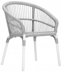 JANUS et Cie Садовый стул из полипропилена с подлокотниками Nexus