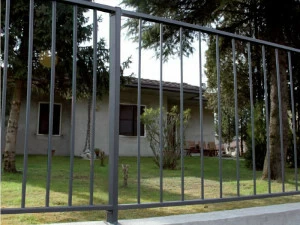 CMC Забор железный модульный с решеткой Recinzioni modulari