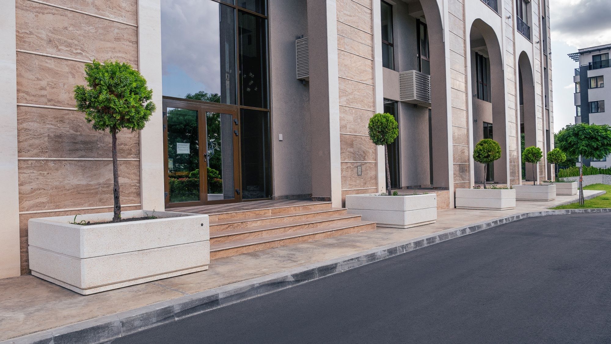 Бетонная квадратная плантатор ENCHO ENCHEV - ETE 96 ARCH-00065250 - Вид №1