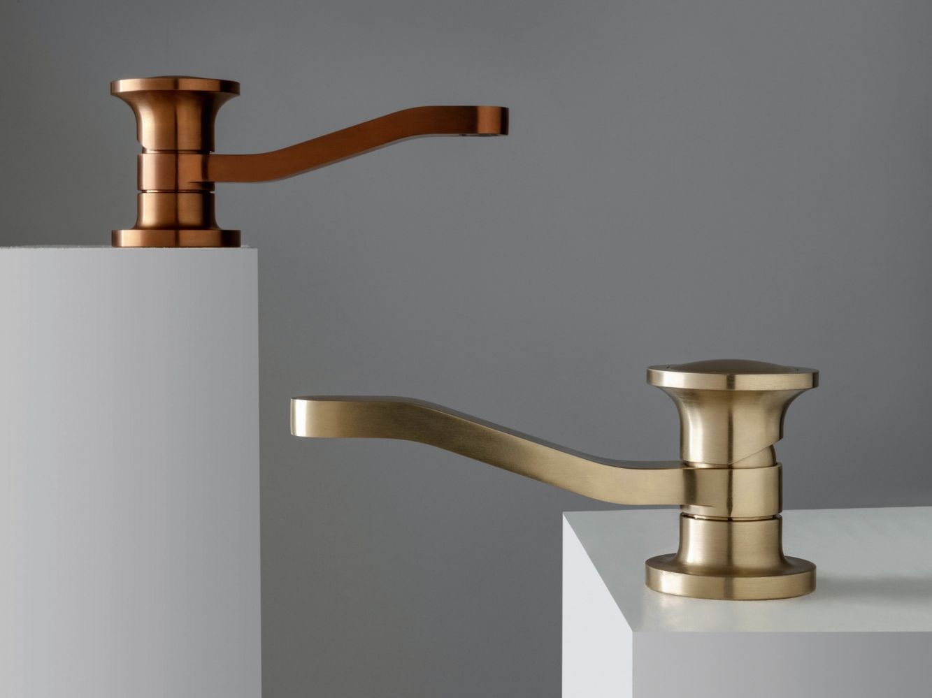 Однорычажный смеситель для раковины из нержавеющей стали Zazzeri JK21 ARCH-00135531