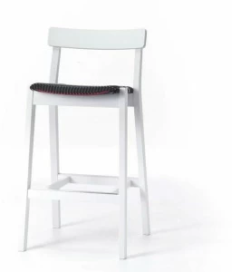 Very Wood Высокий табурет из дуба с подставкой для ног Frame