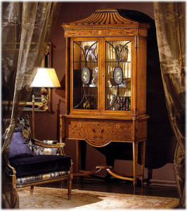 Витрина Iris BUSNELLI ADAMO 3485