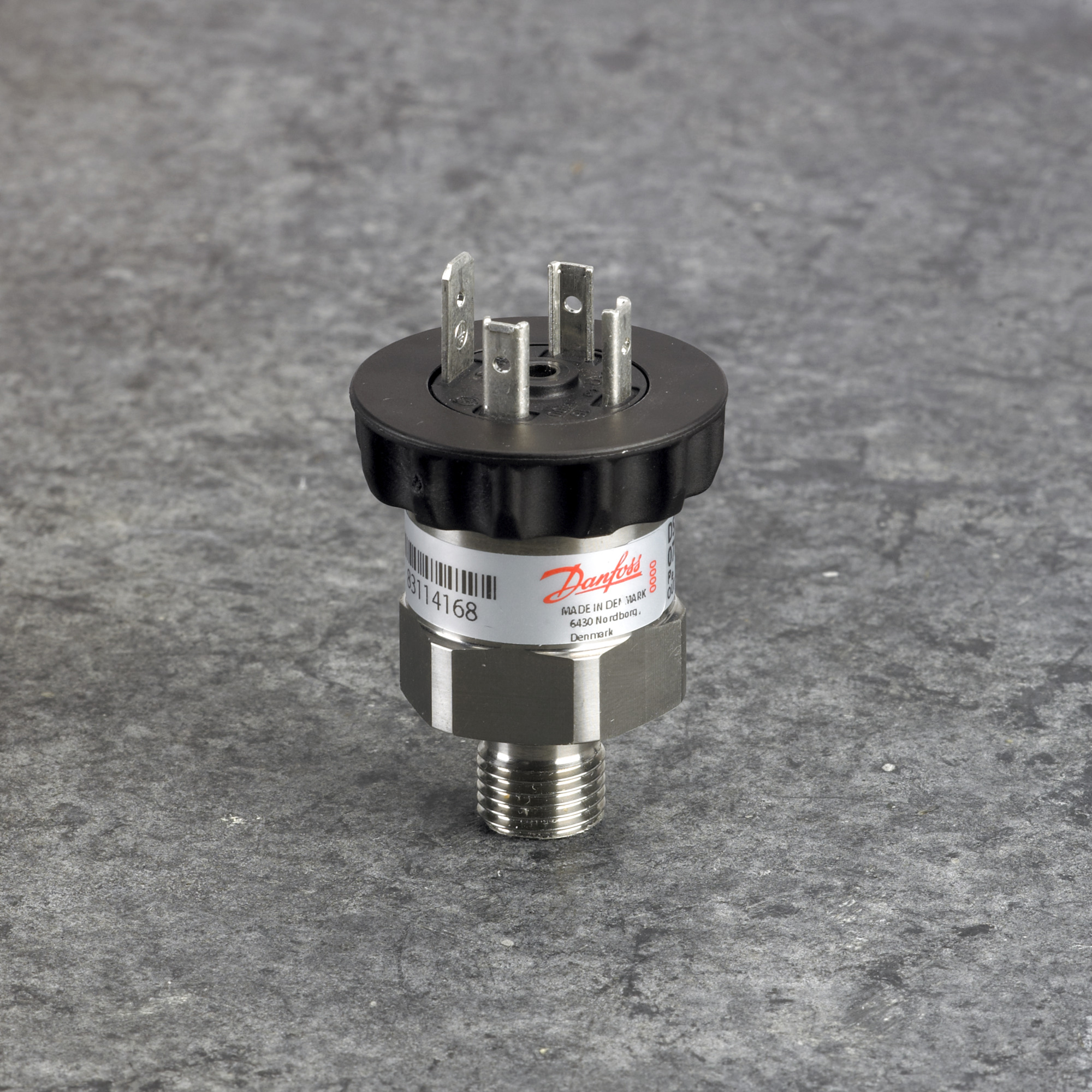 Danfoss DST P40I — преобразователи (датчики) давления для агрессивных сред DST P40I Преобразователь давления 078G5011  - Вид №53