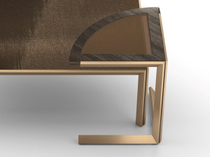 Хрустальный треугольный журнальный столик