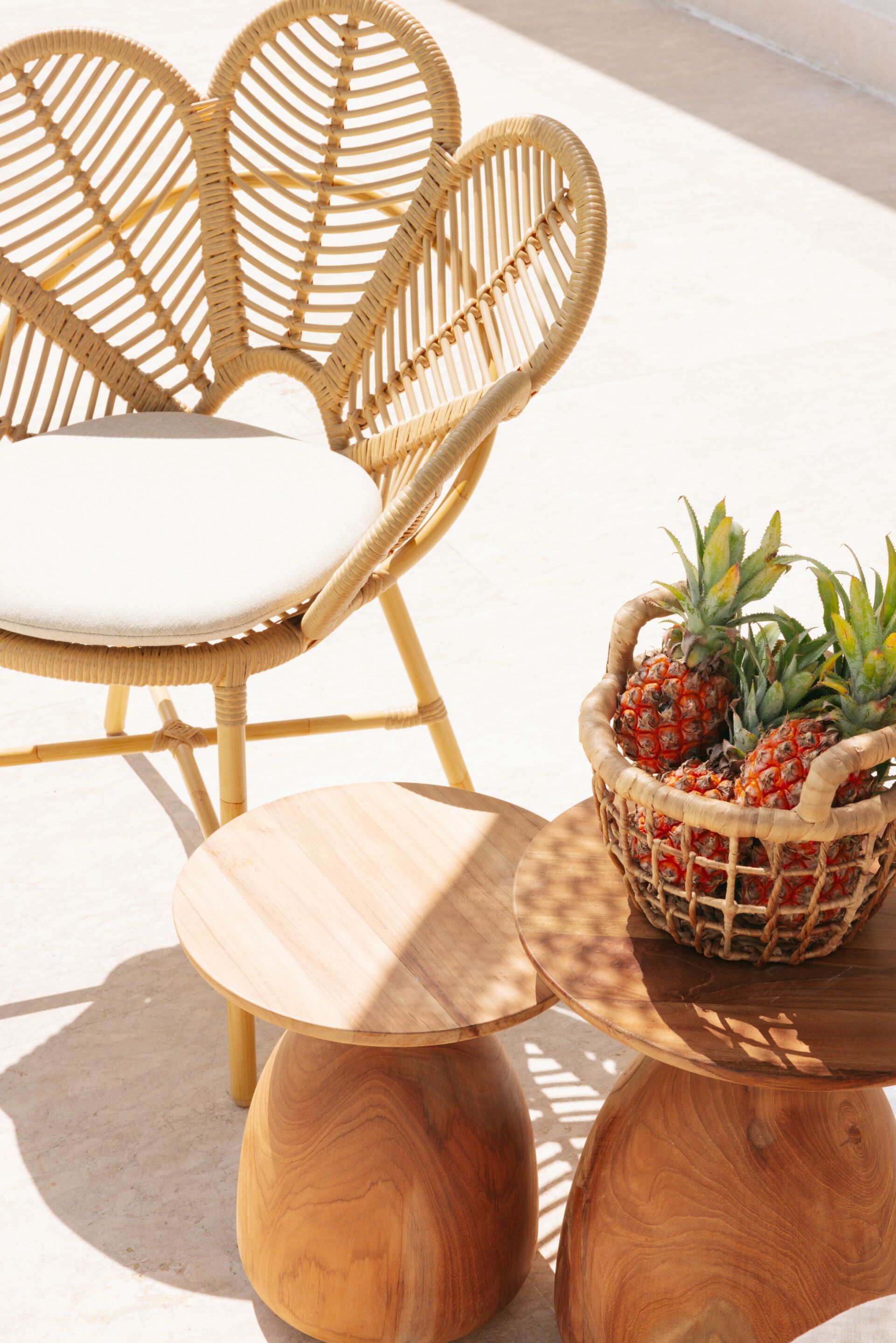 Круглый журнальный столик из массива дерева cbdesign кегли ARCH-00116571 - Вид №14