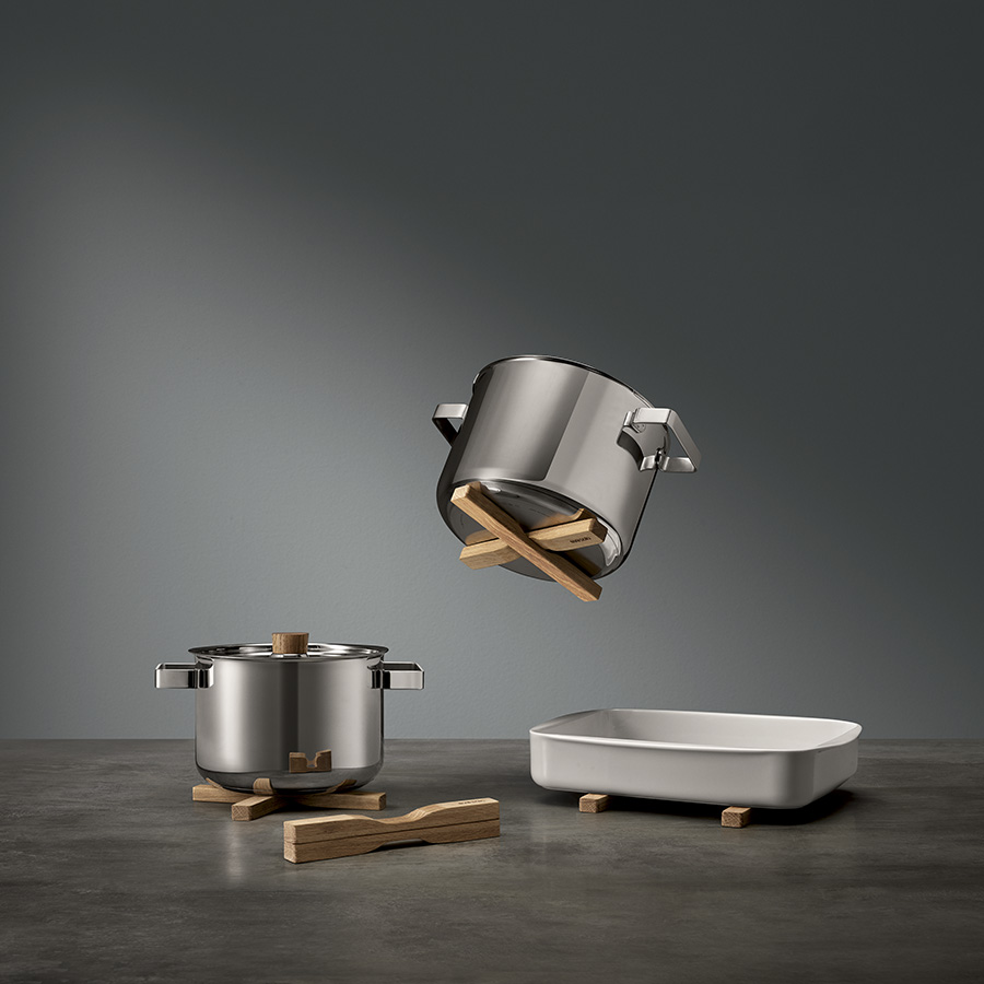 530742 Подставка под горячее магнитная magnetic trivet, дуб Eva Solo  - Вид №1