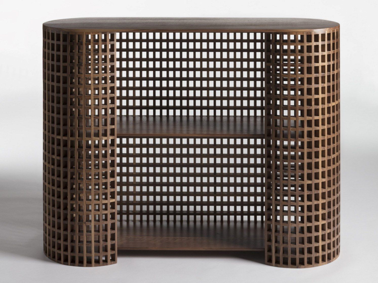 Сервант из грецкого ореха с распашными дверцами Medulum Carabottino ARCH-00016575