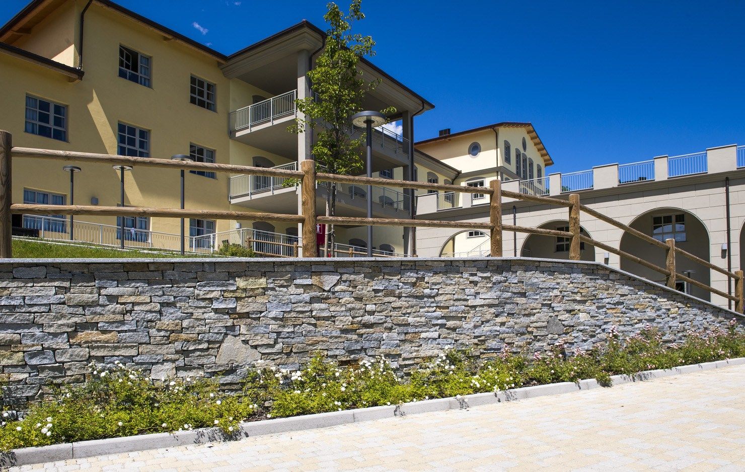 Натуральный каменный элемент для фасада B&B Rivestimenti Naturali камень ARCH-00077336 - Вид №4