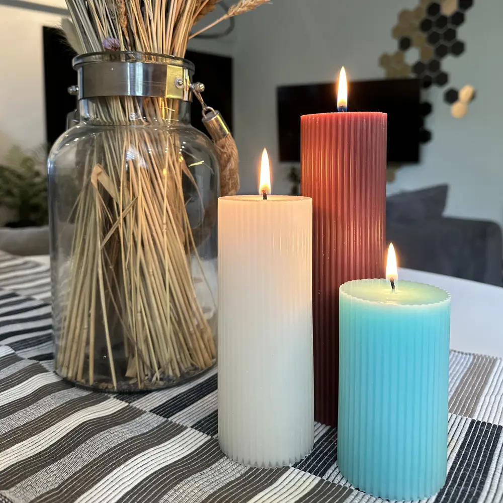 Дизайнерская свеча-столбик Santreyd Ribbed зеленый 89370280 STLM-0824892 - Вид №3