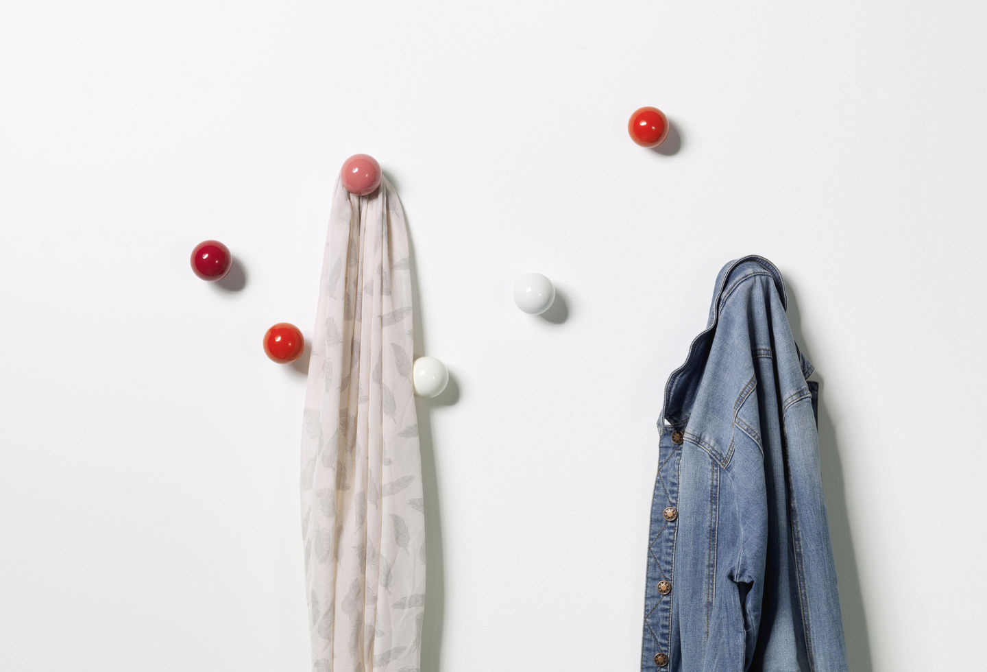 VITRA Пальто в горошек Hella Jongerius, 2013 Vitraglobal sun-id-1986525 - Вид №1