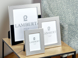 Латунная рамка