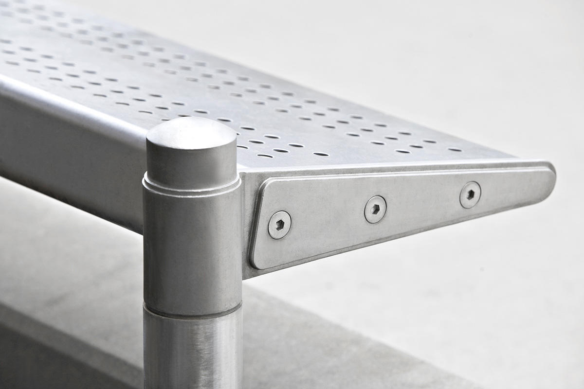 FSRT84 Сидение для транзита  Forms-surfaces  - Вид №1