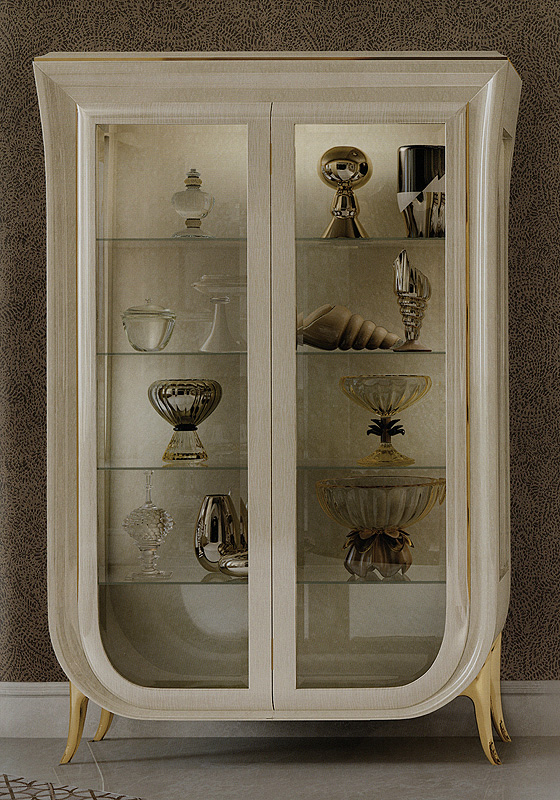 Витрина  REDECO 2106 Trilogy