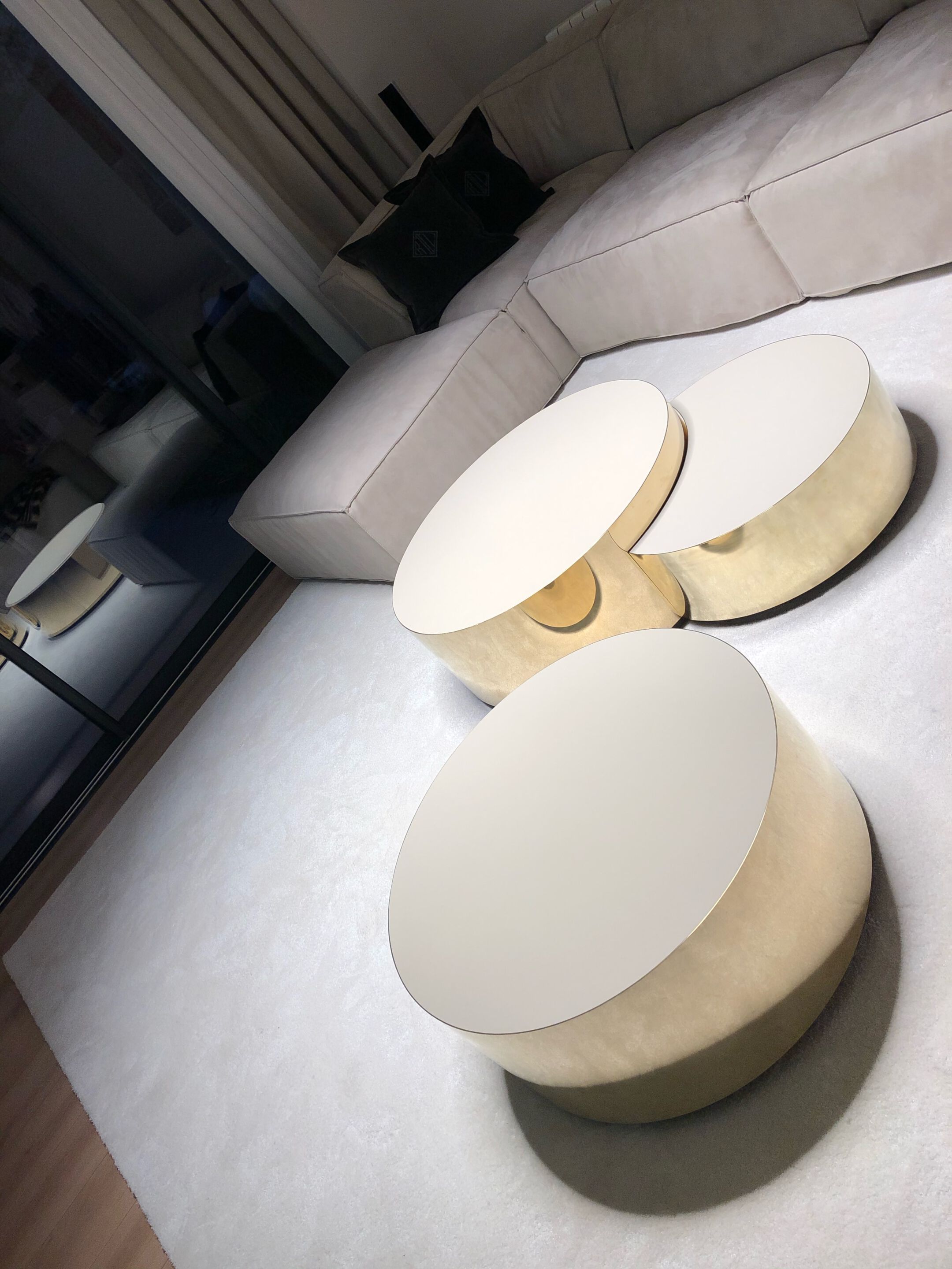 Набор журнальных столиков из ламинированного стекла и металла Jover+Valls Antique Boutique-Luna ARCH-00104161 - Вид №19