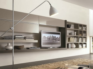 Установленная стеной секционная оборудованная стена