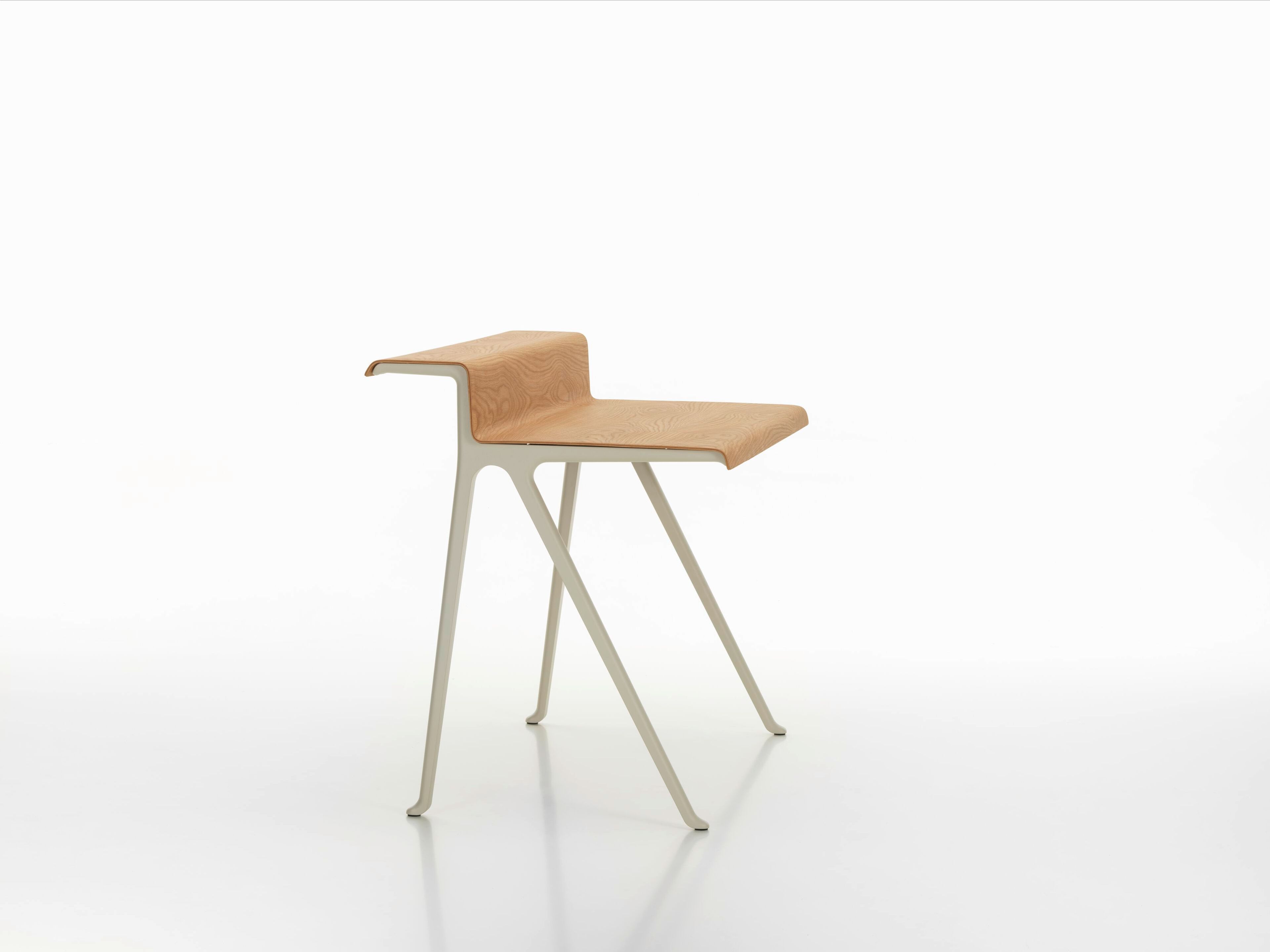 Деревянный письменный стол In Stock Vitra ARCH-00152582 - Вид №1