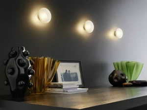 FontanaArte Настенный светильник из стекла с пескоструйной обработкой Sillaba