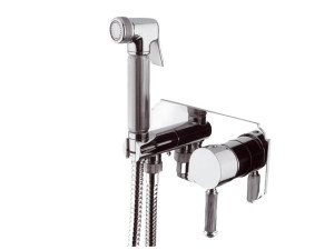 Настенный смеситель для биде с одной ручкой и ручным душем