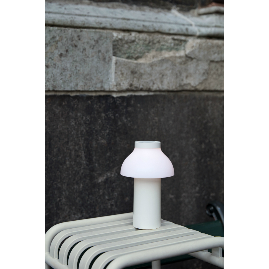 Лампа настольная PC Portable, белая Hay 4104313009000 - Вид №12