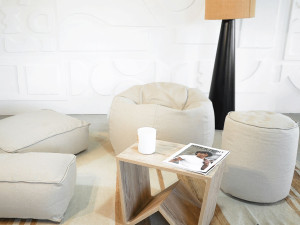 Круглый льняной пуф