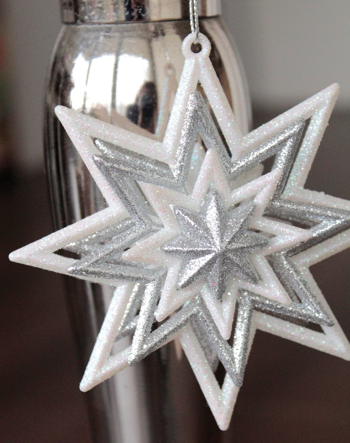 1301 796 a2 Декоративная звезда, акрил, с блестками, 2 шт., Ø 11 см, бело-серебристый H-andreas  - Вид №1