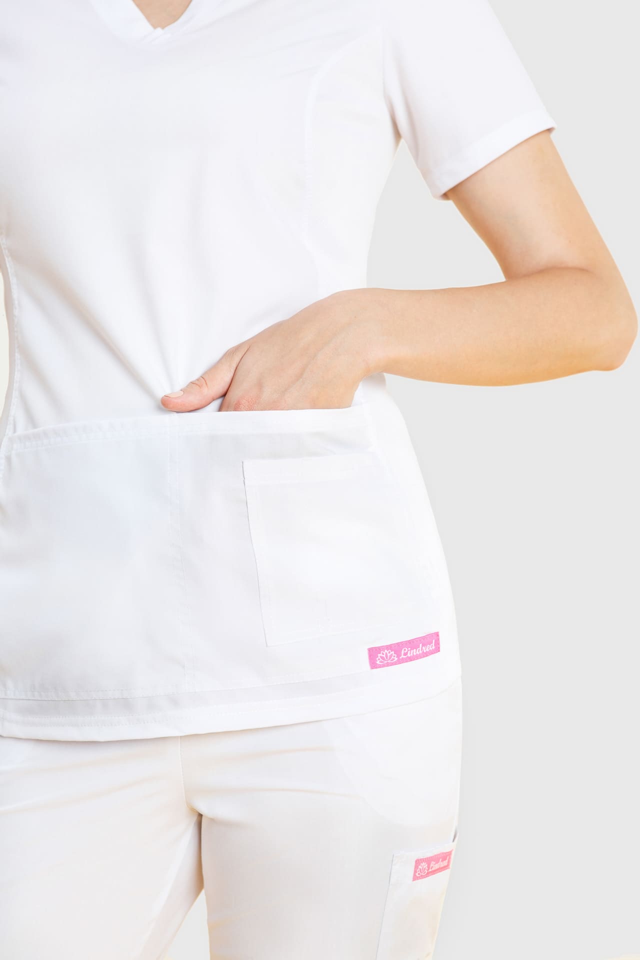 67979 Блузка женская WHITE (белый) GVENN  Медицинская одежда  размер 44 (S)  - Вид №5