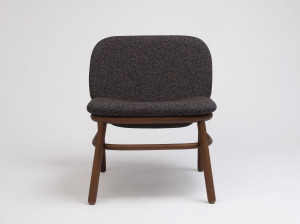 Тканевый стул