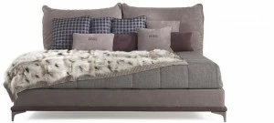 Gianfranco Ferré Home Кожаная кровать King size с мягким изголовьем Clapton