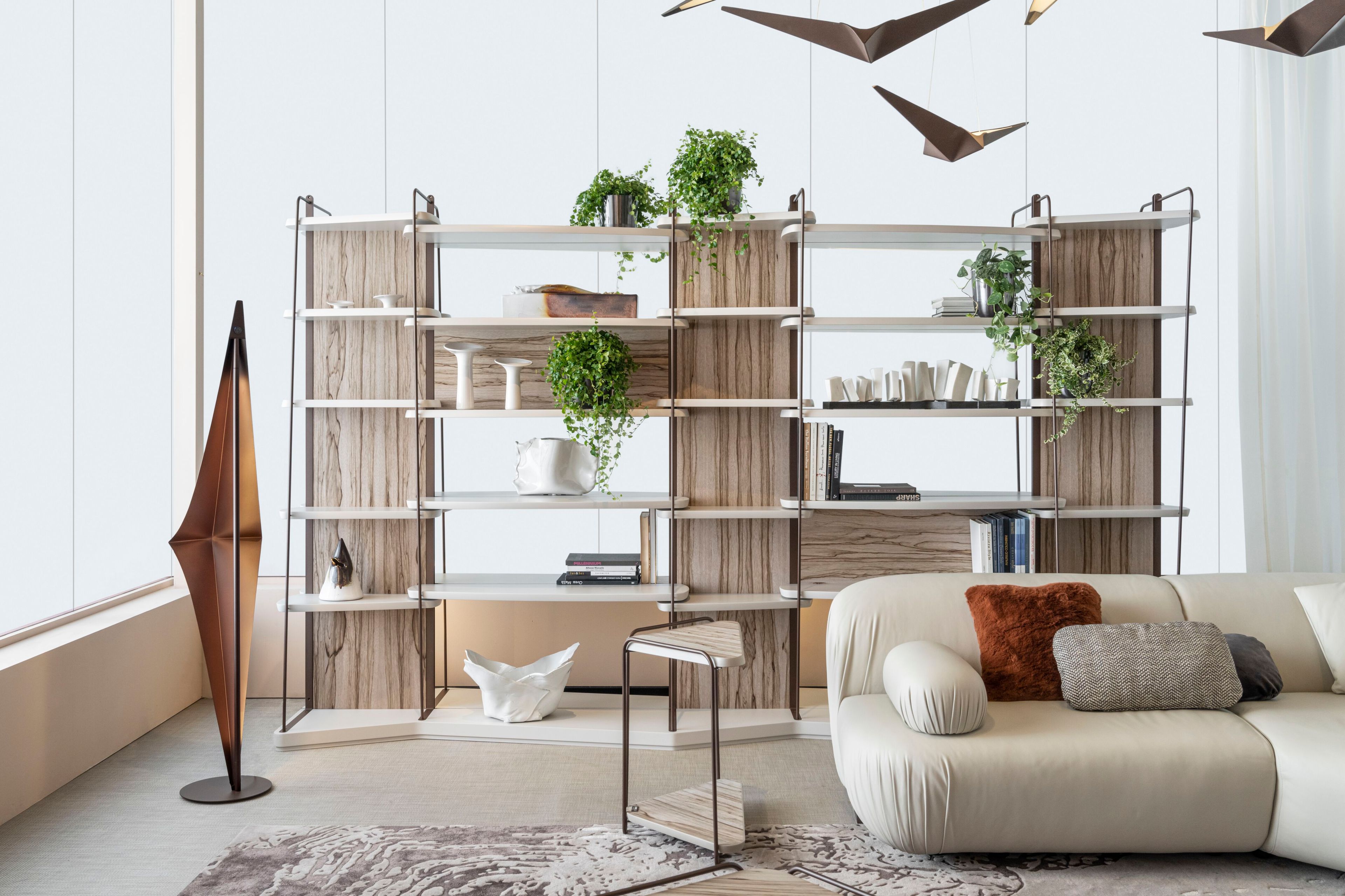 Деревянный двухсторонний самонесущий книжный шкаф Bizzotto Italia Aequilibrium ARCH-00071950 - Вид №2