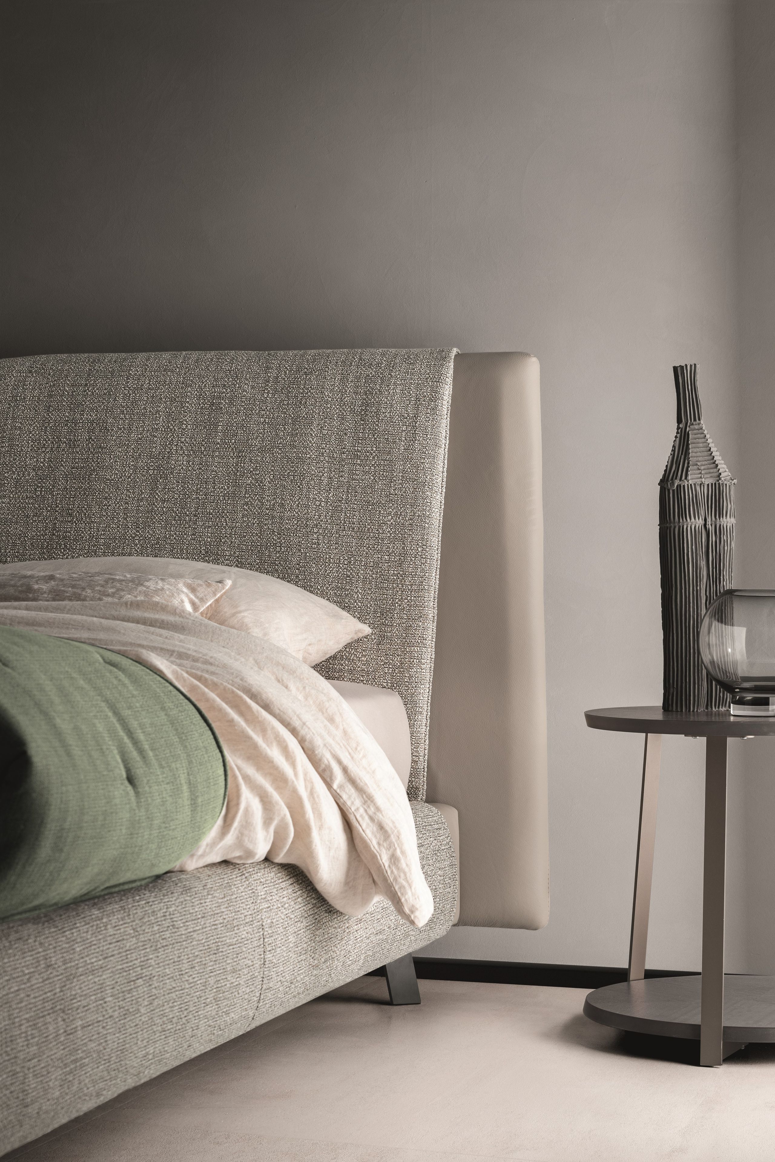 Кровать с мягким изголовьем Ditre Italia Kailua ARCH-00115146 - Вид №1