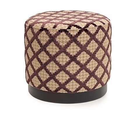 072750 Пуф con Zocalo Manuel Larraga Hugo Santreyd