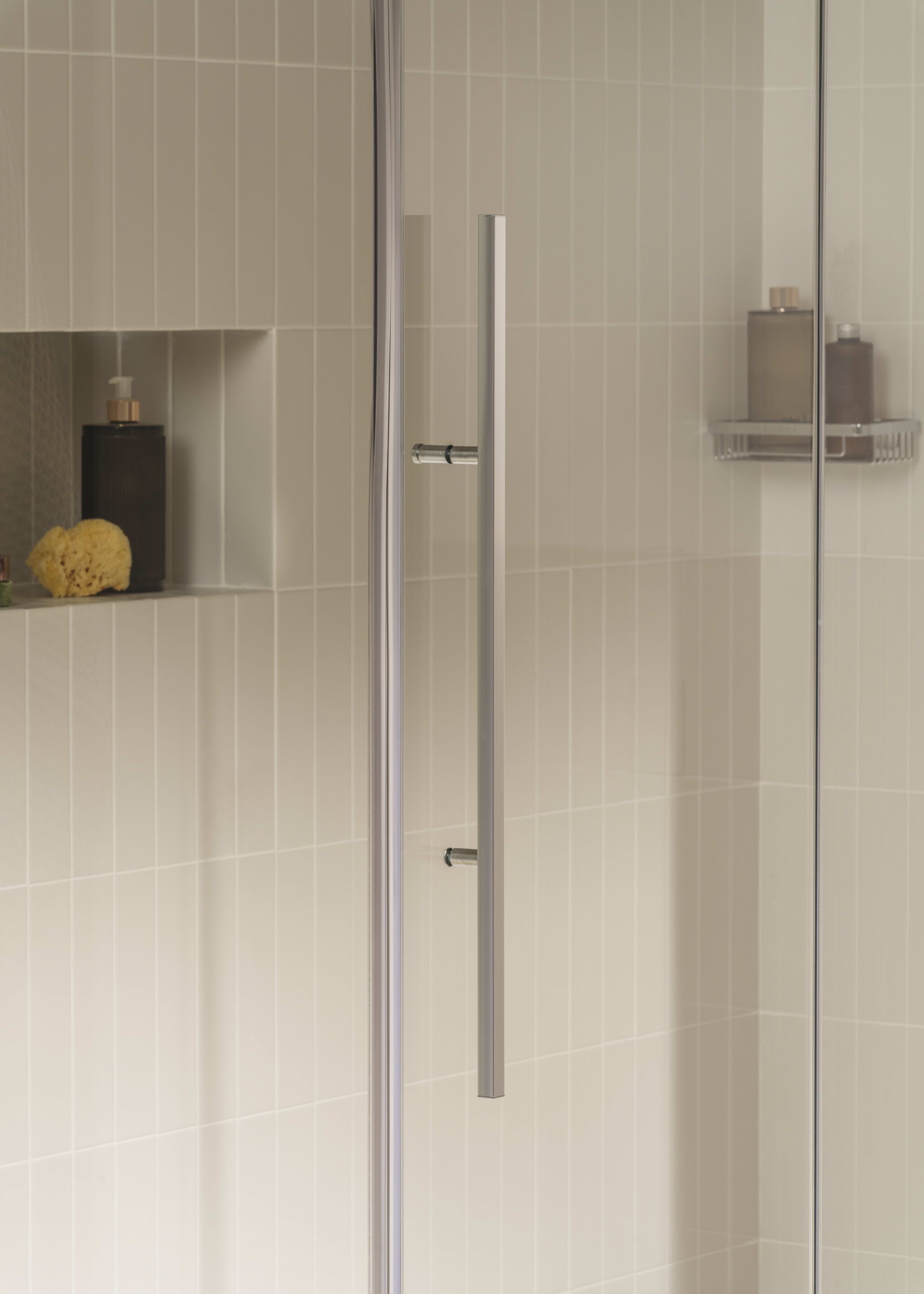 Стеклянная ниша душевая кабина с раздвижной дверью Roca L2-E M3431401.M ARCH-00093088 - Вид №2