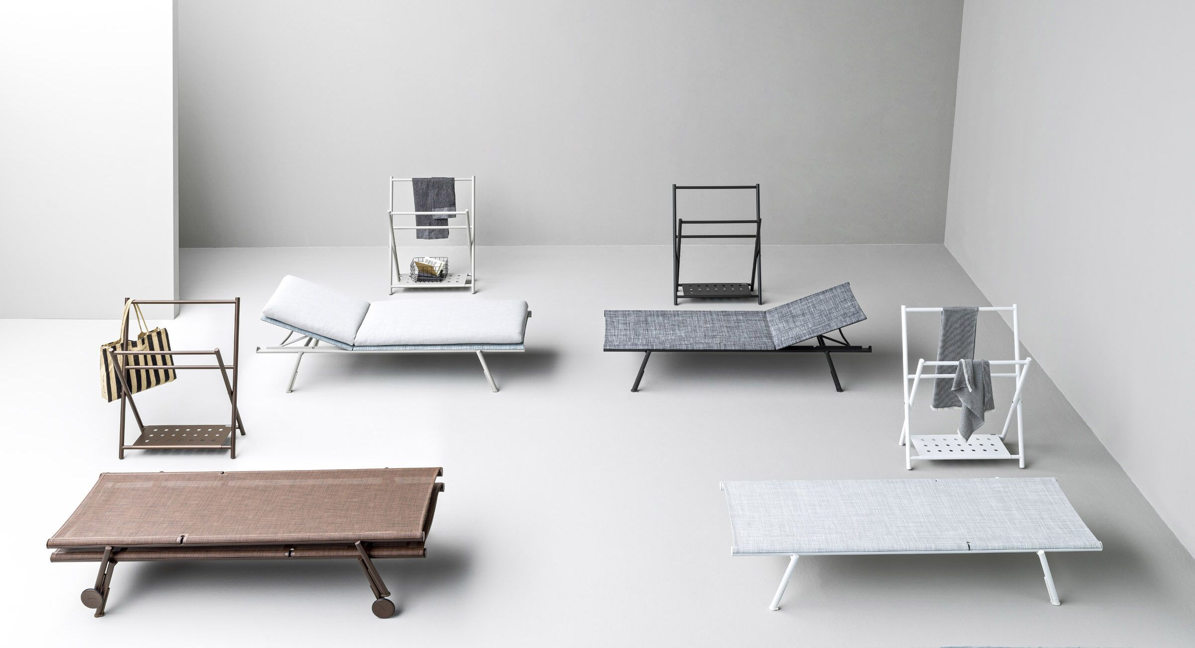 Алюминиевый напольный держатель для полотенец с порошковым покрытием Varaschin ARCH-00114537 - Вид №1