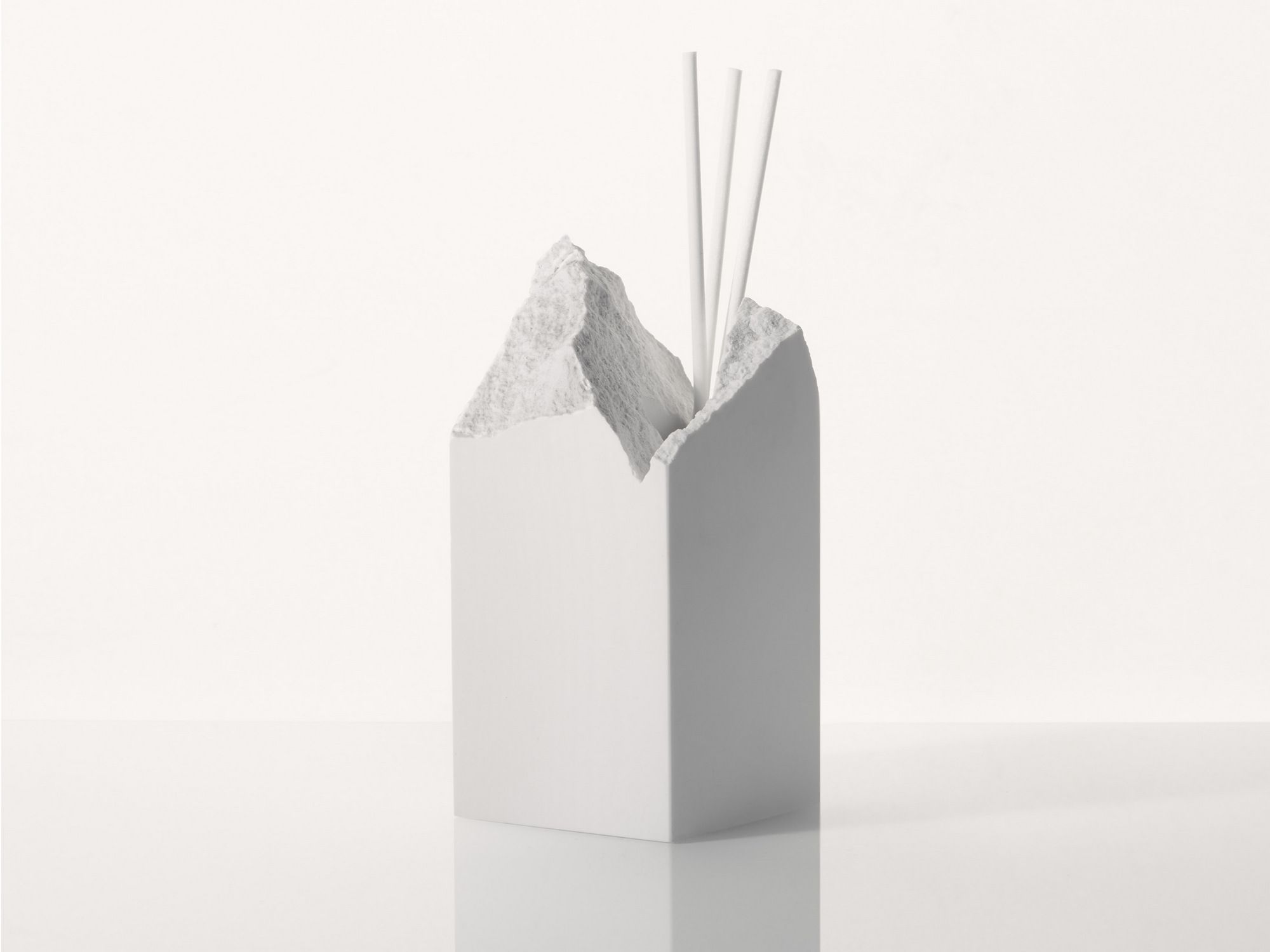 Натуральный камень экологический парфюмер Mammalampa Snow Tale ARCH-00093111