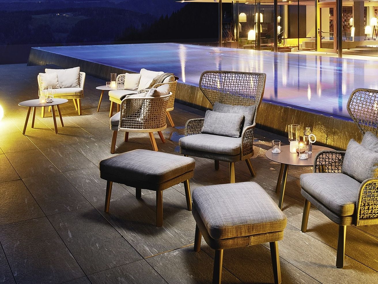 Круглый журнальный столик iroko Varaschin Эмма ARCH-00087928 - Вид №5