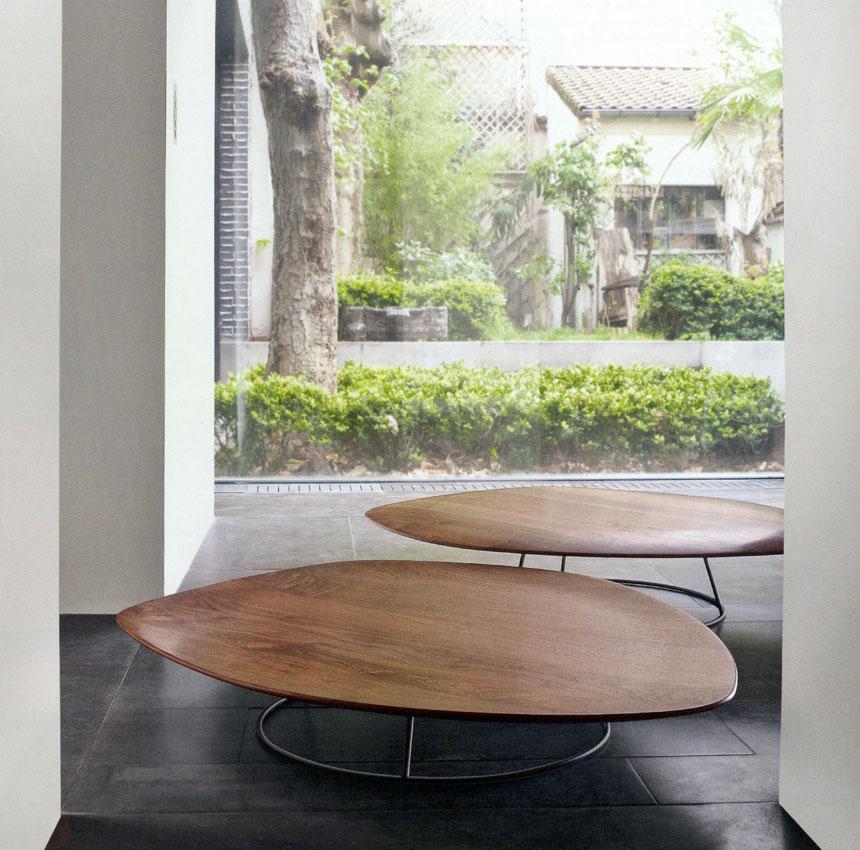 Стол журнальный Pebble LIGNE ROSET 19960050 