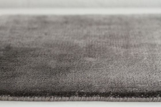 Ковер Basic Bamboo Silk серый от NOW CARPETS NOW CARPETS ДИЗАЙНЕРСКИЕ 153592 Серый  - Вид №2