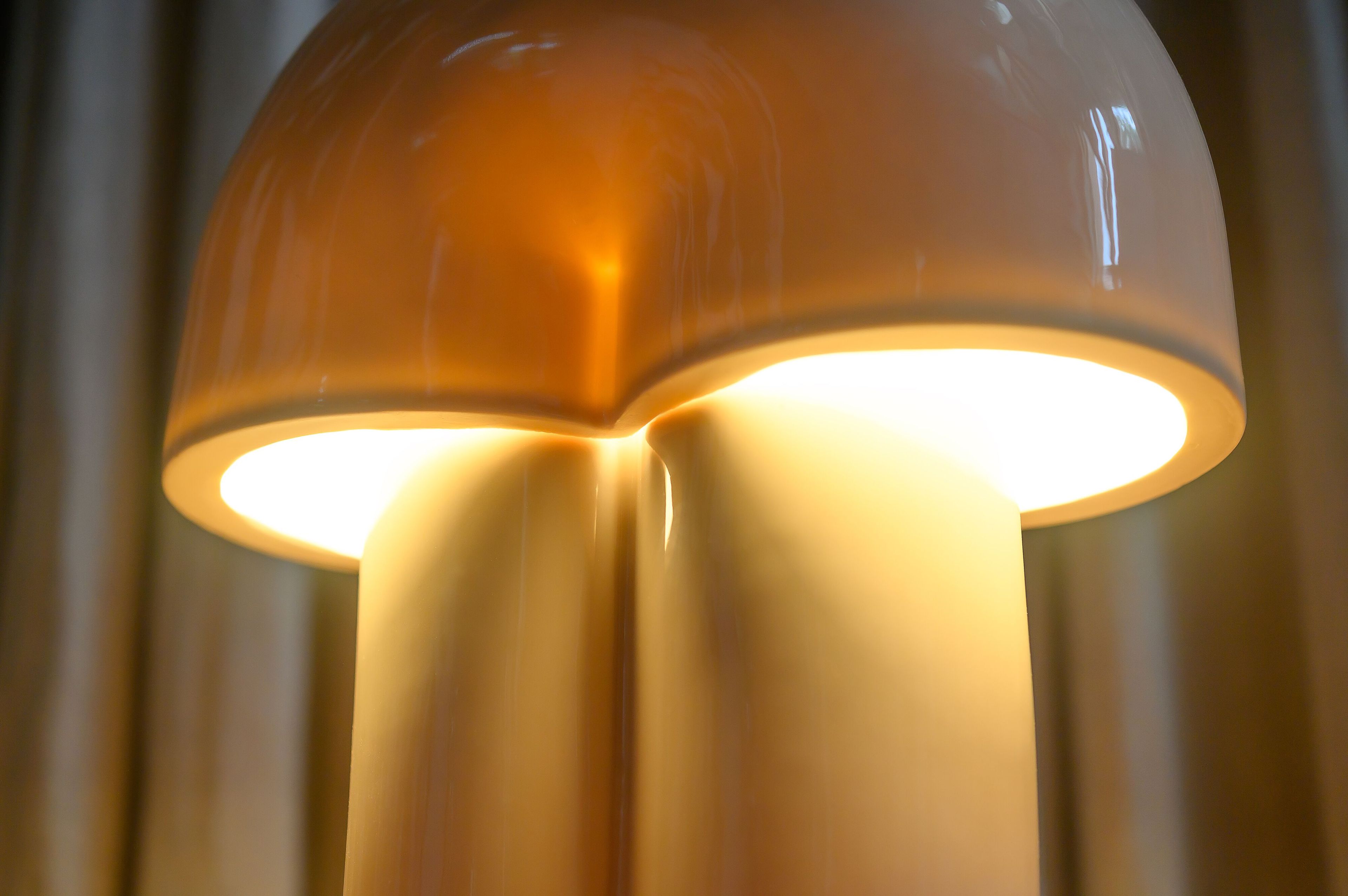 Металлическая светодиодная настольная лампа Maytoni HOPE ARCH-00074484 - Вид №7