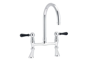 Смеситель для кухни с 2 отверстиями