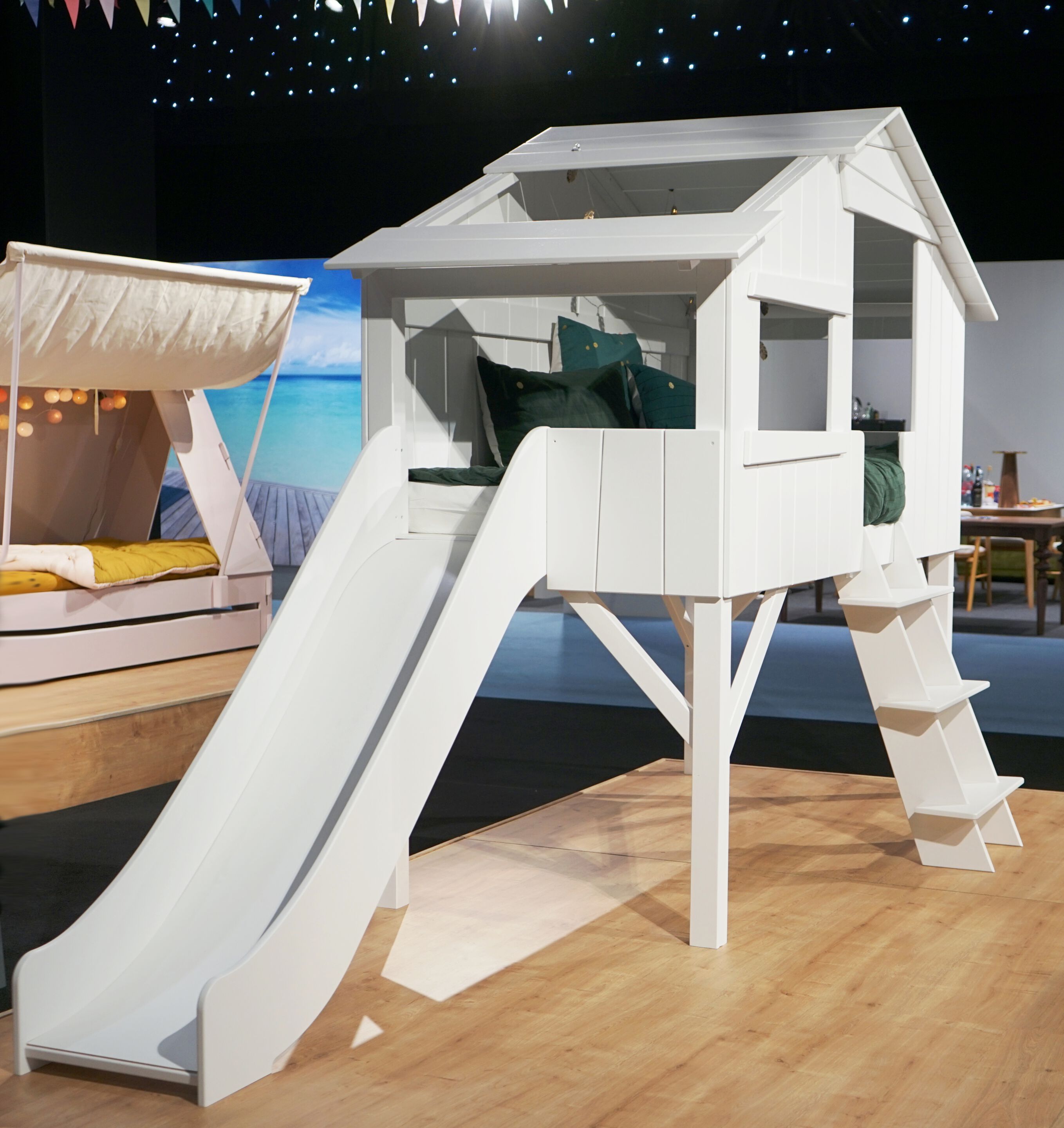 Кровать-чердак из МДФ с горкой Mathy by Bols TREEHOUSE BEDS &amp ARCH-00138368 - Вид №3