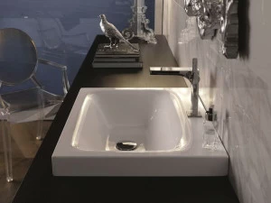 Накладная раковина на столешницу  овальная Bette Bettelux