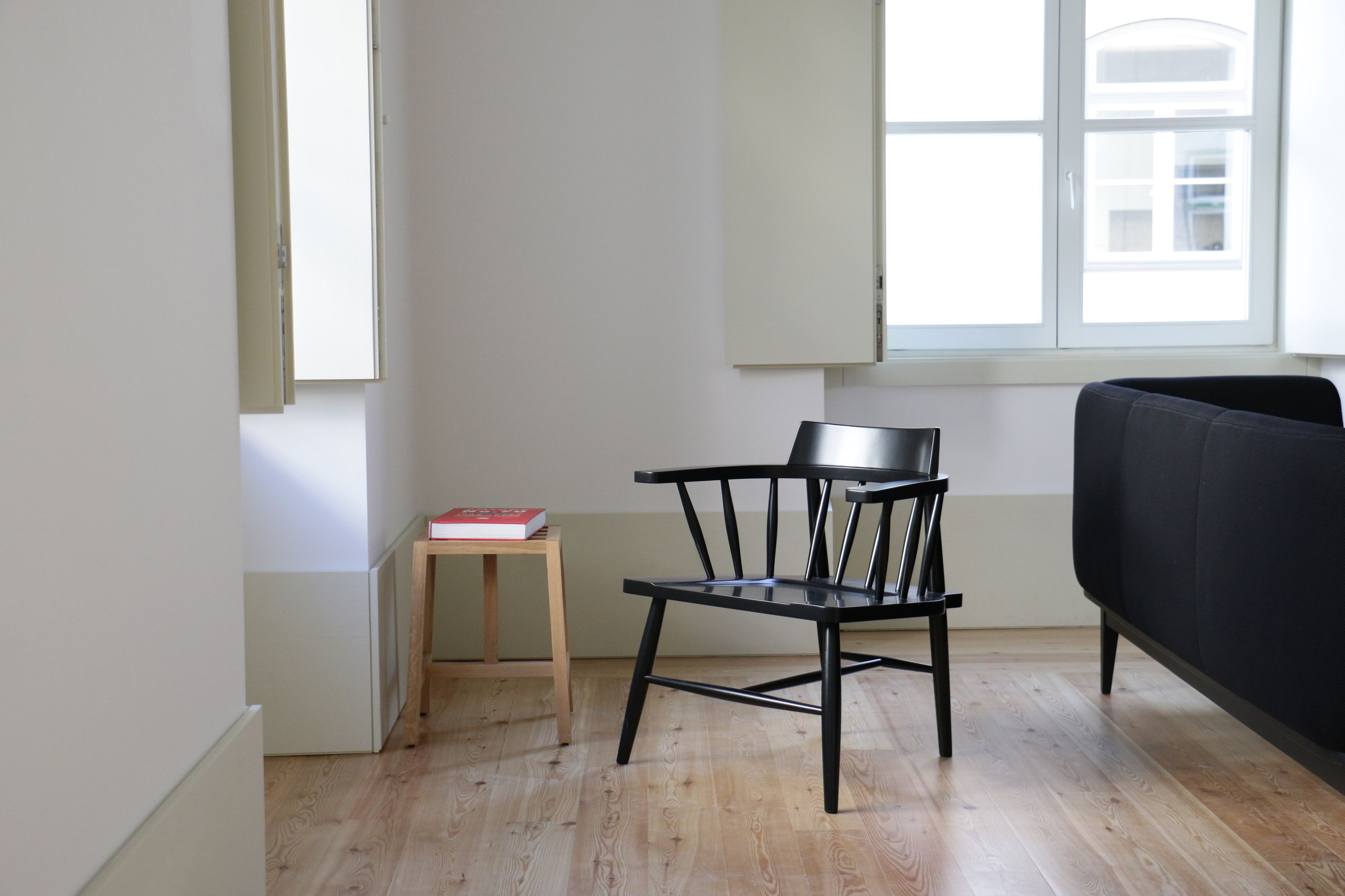 Стул из массива дерева с подлокотниками Branca Lisboa R&B2 ARCH-00047202 - Вид №8