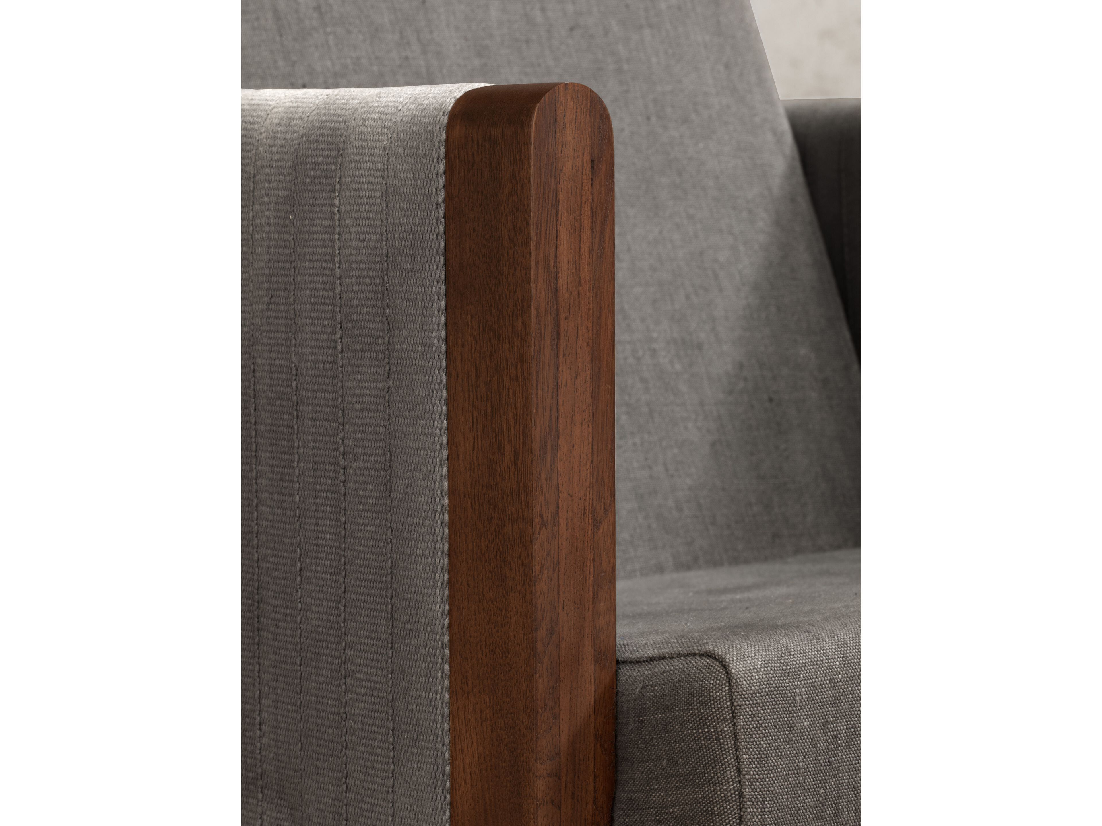 Тканевое кресло с подлокотниками Phantom Hands Niwar ARCH-00150328 - Вид №4