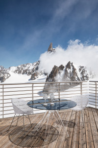 Стул из поликарбоната