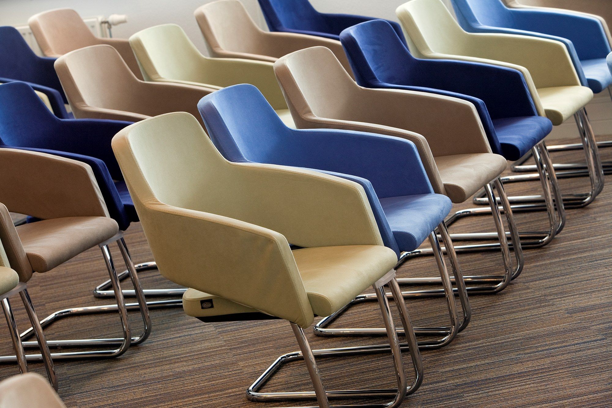 Мягкий стул на базе саней SITIA Major ARCH-00122273 - Вид №1