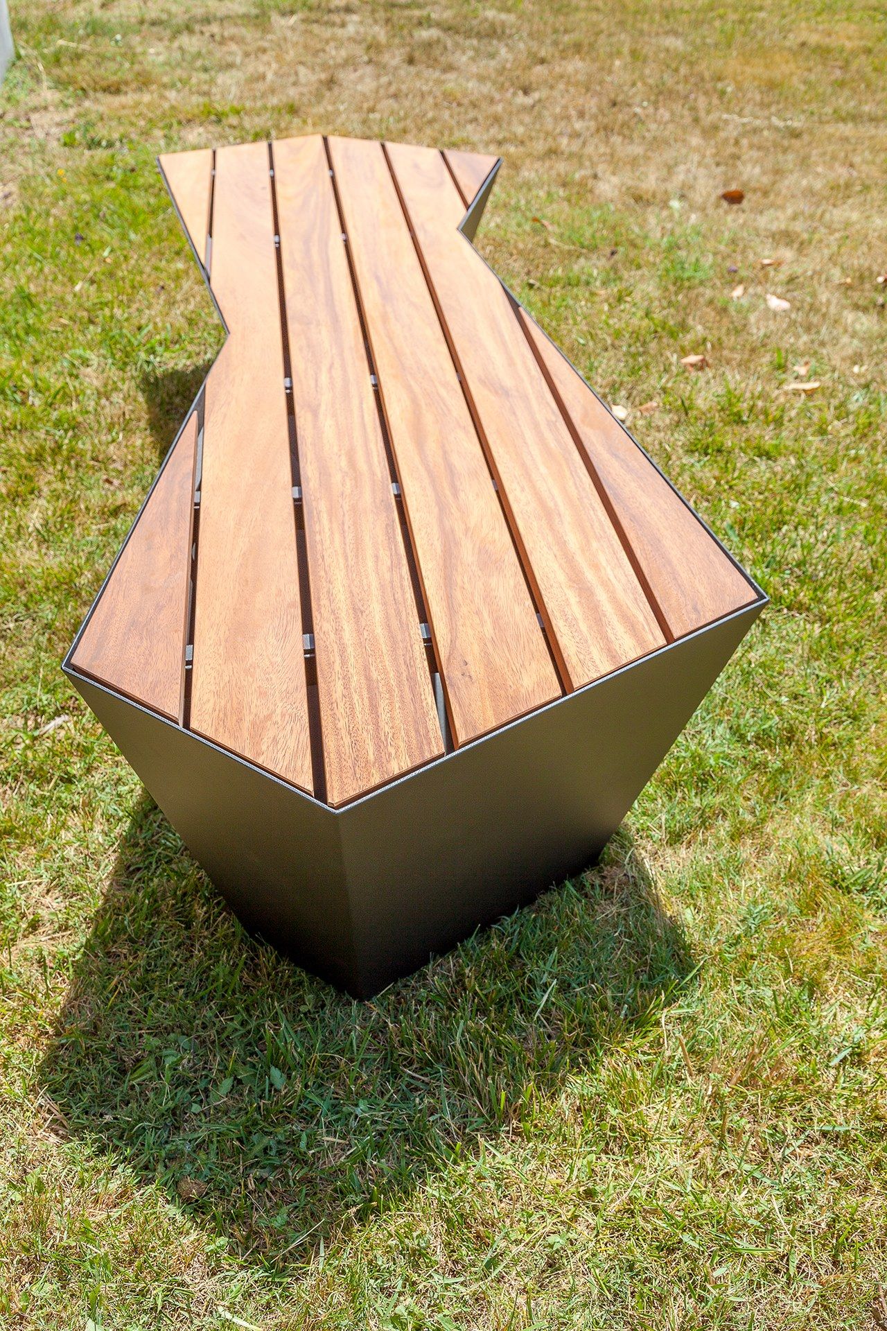 Железная и деревянная скамья SIT Skew ARCH-00043446 - Вид №2