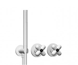 0384B+0384A  Встраиваемый смеситель для ванны/душаручки переключатель с закрытием, на 2 потока с поворотной кнопкой ручная лейка FIT шланговое подсоединение с держателем для ручной лейки гибкий шланг 150 см ПВХ впуски 1/2'' Звукоизолированные Fantini Rubi