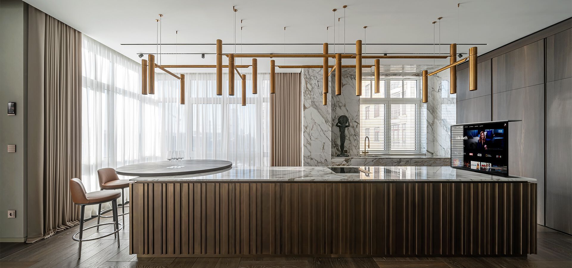 Утопленная моторизованная подставка для монитора / телевизора EKINEX Revélo ARCH-00148995 - Вид №7