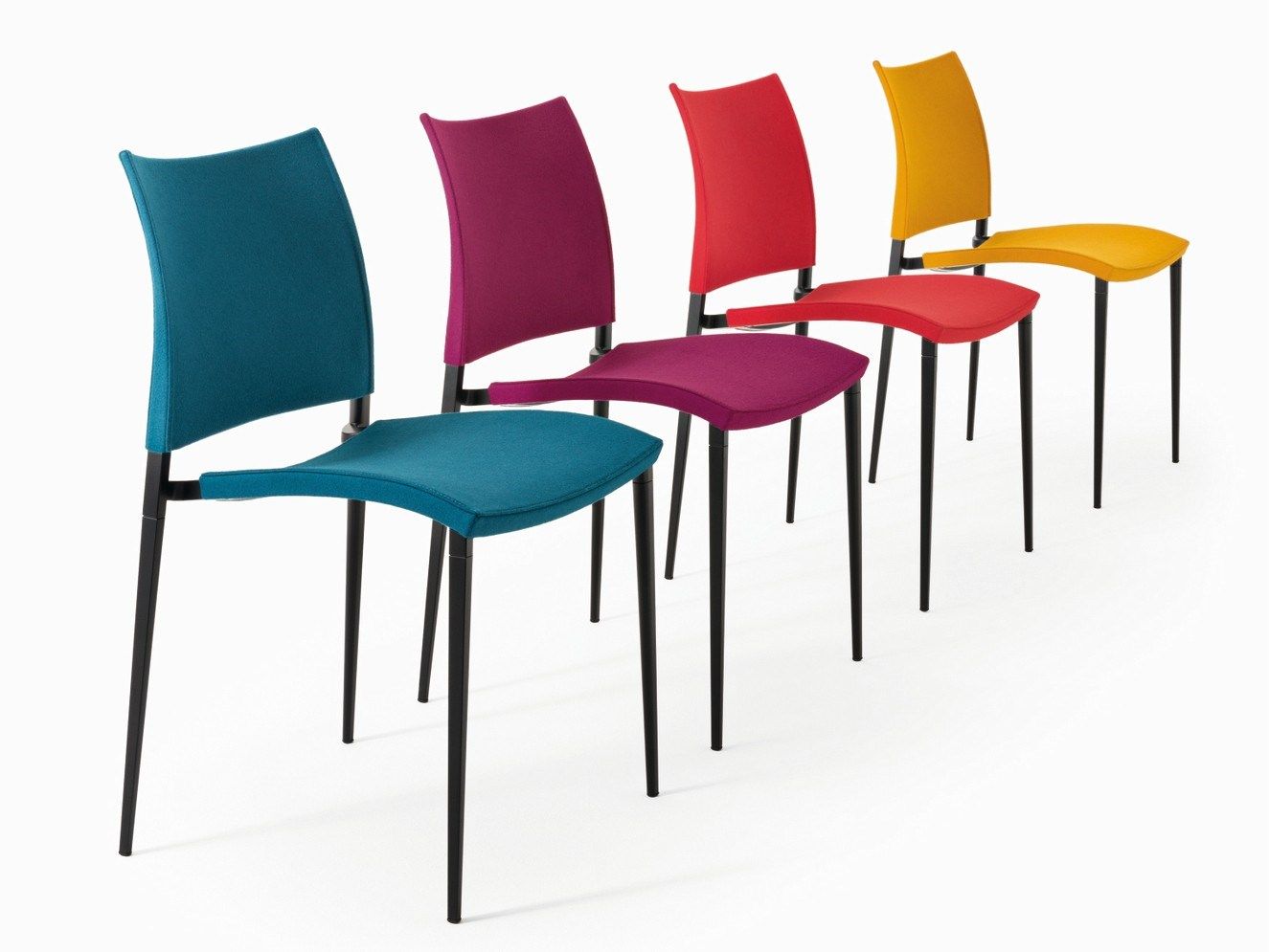 Штабелируемый стул с мягкой тканью Desalto песок ARCH-00105066