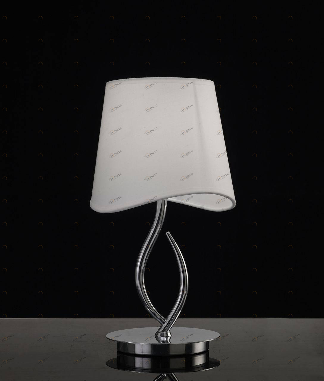 Настольная лампа Mantra Ninette Chrome 1905 MANTRA ИНТЕРЬЕРНЫЕ 079944 Белый;серебро 